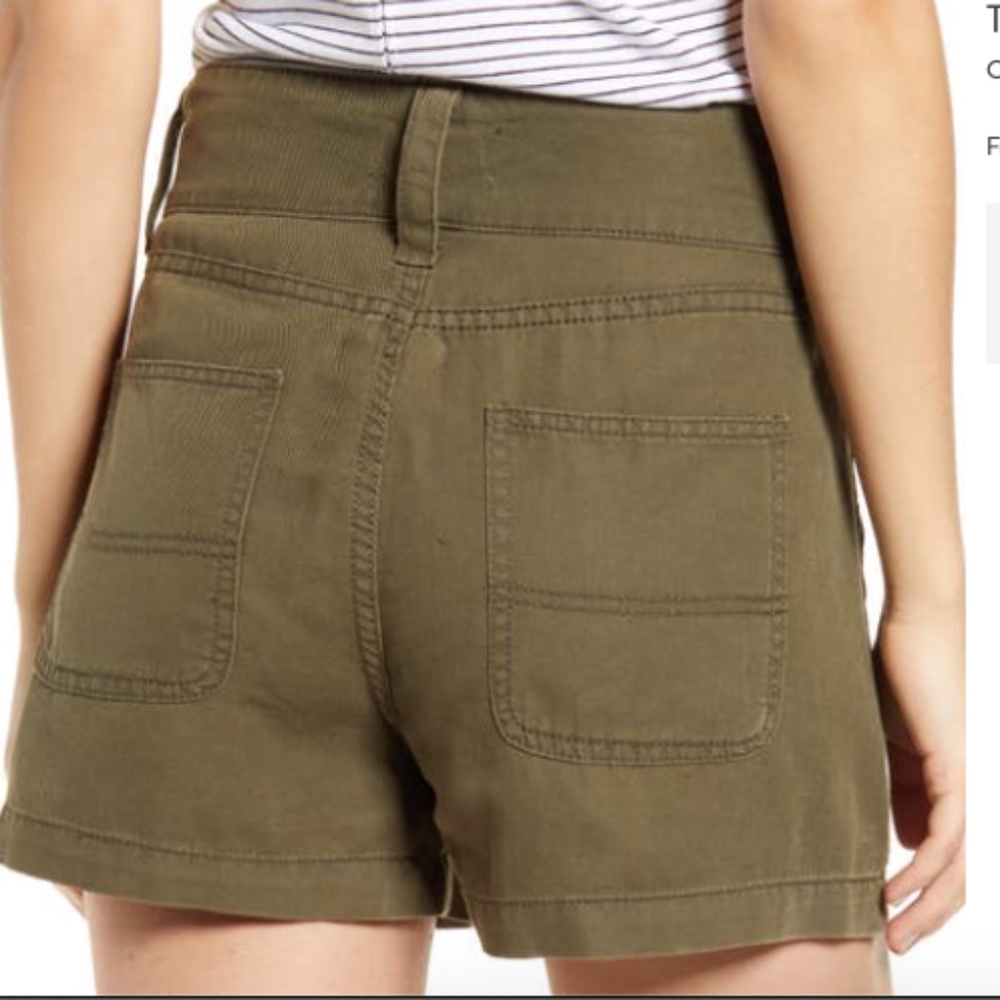 Current/Elliott the Baro Pleated Belted Shorts NWT - Picture 2 of 6